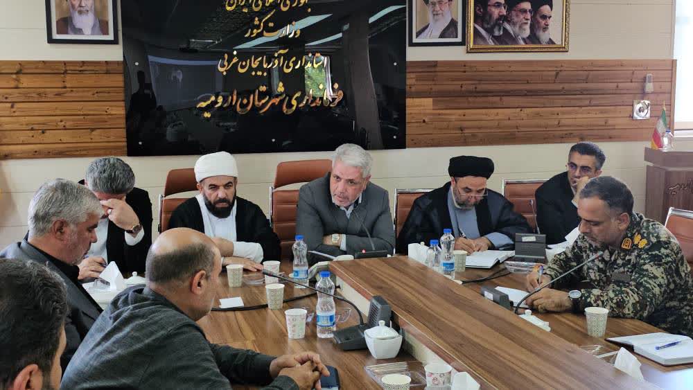 فرماندار ارومیه: تدابیر مدیریتی باید بنبستشکن باشد/ هیچ بهانهای برای توقف امور مردم و مانعتراشی در مسیر توسعه اقتصادی پذیرفتنی نیست