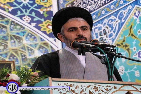 امام جمعه ارومیه: مسئولان با عزم راسخ گرانی را مهار کنند