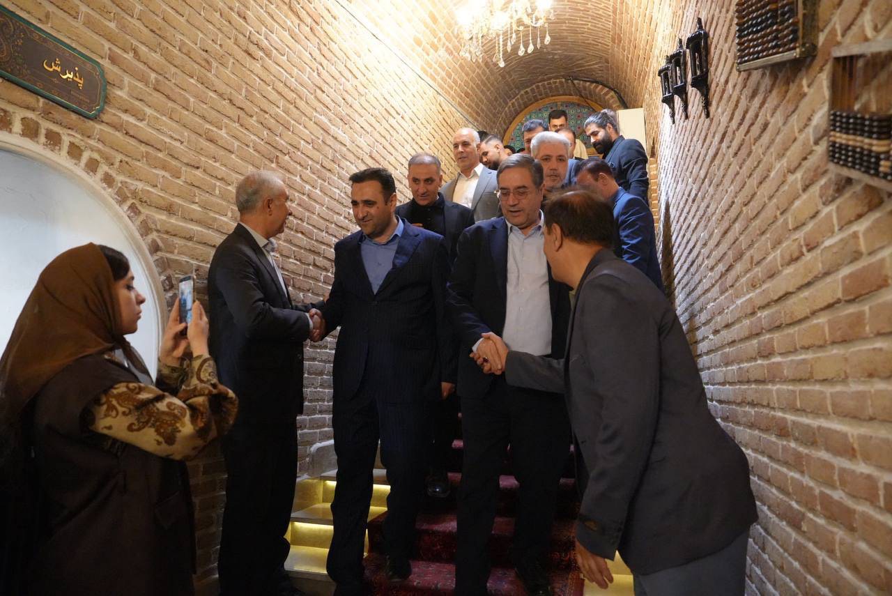 گامی در احیای هویت تاریخی و رونق گردشگری؛ سفره‌خانه سنتی حمام آخوند در ارومیه افتتاح شد