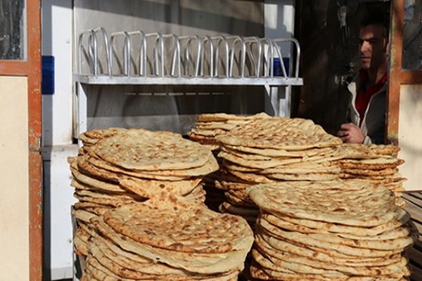 کمبودی در تامین آرد و نان ارومیه وجود ندارد