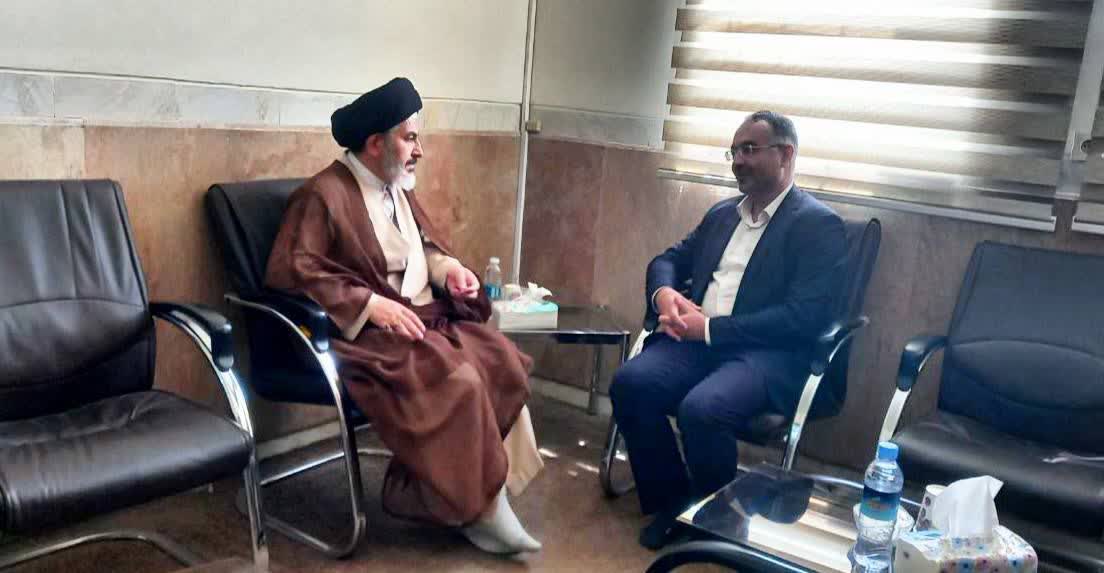 دیدار فرماندار ارومیه و سرپرست معاونت سیاسی استانداری با نماینده ولیفقیه در آذربایجانغربی