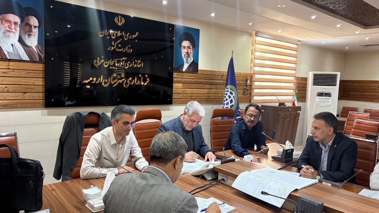 گزارش تصویری | ملاقات مردمی فرماندار ارومیه با شهروندان