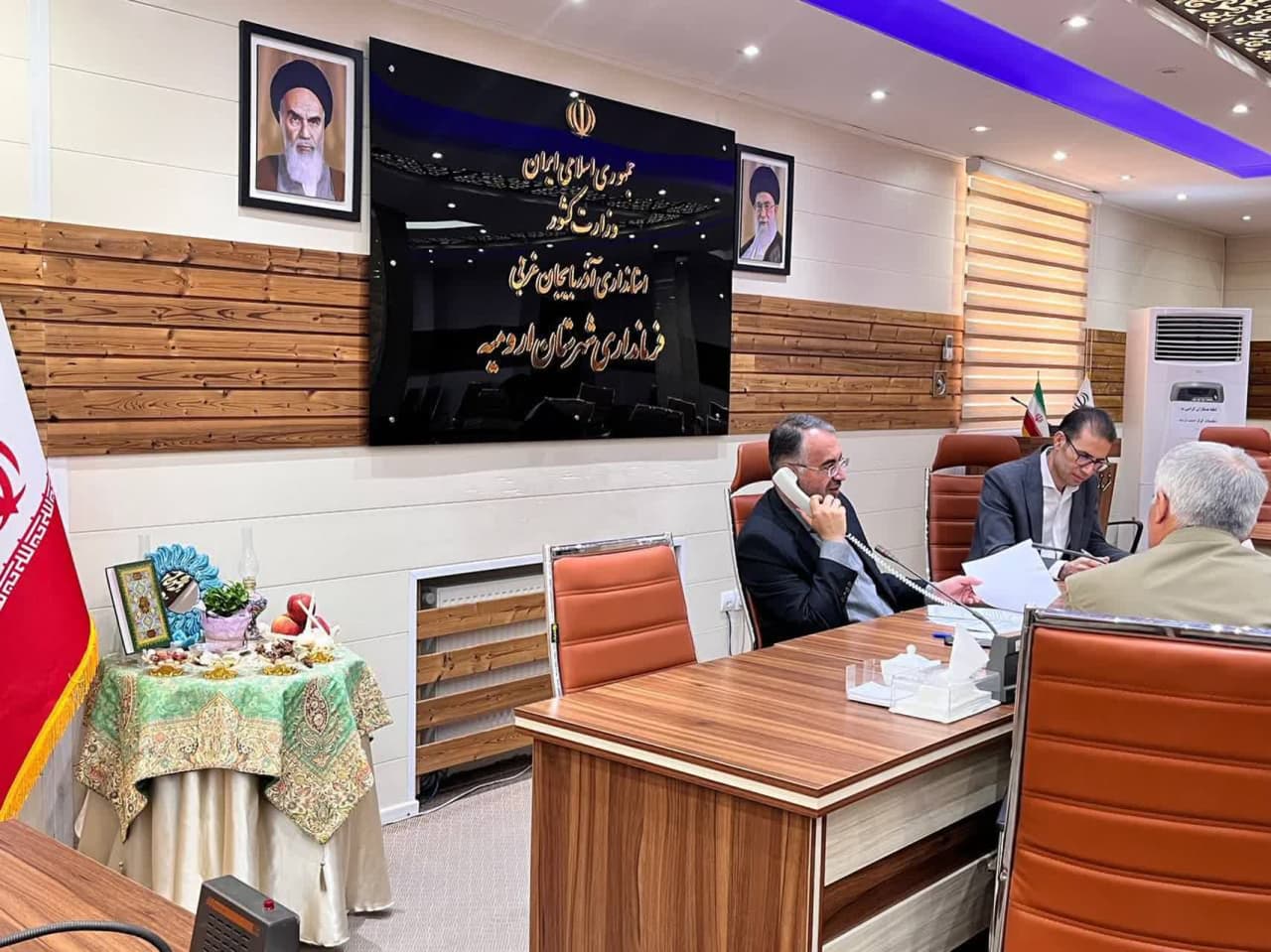 ملاقات عمومی شش ساعته فرماندار ارومیه با شهروندان در نخستین روزکاری سال جدید