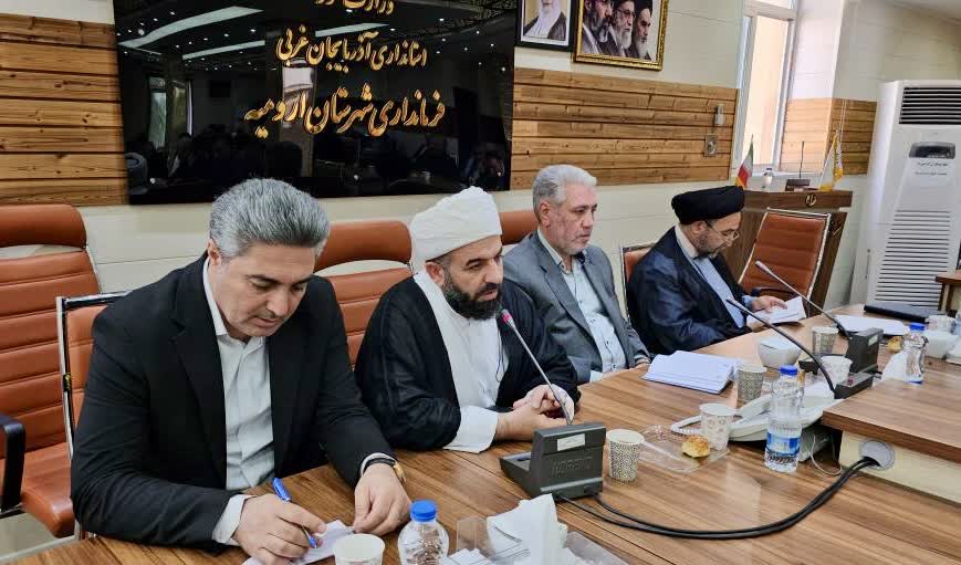 امام جمعه اهل سنت ارومیه: نظارت دقیق و تسهیل امور اداری، رمز رضایتمندی مردم در شرایط حساس