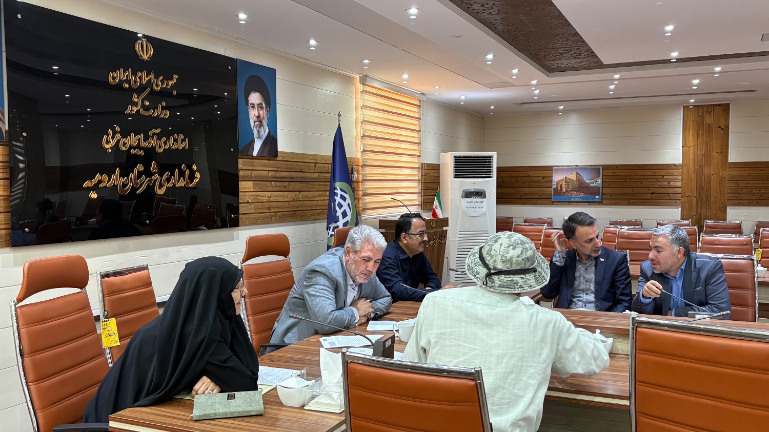 گزارش تصویری | ملاقات مردمی فرماندار ارومیه؛ شنیدن مستقیم مطالبات شهروندان