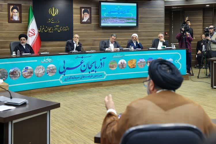 نشست با فرهیختگان و فعالان سیاسی، اجتماعی و فرهنگی استان