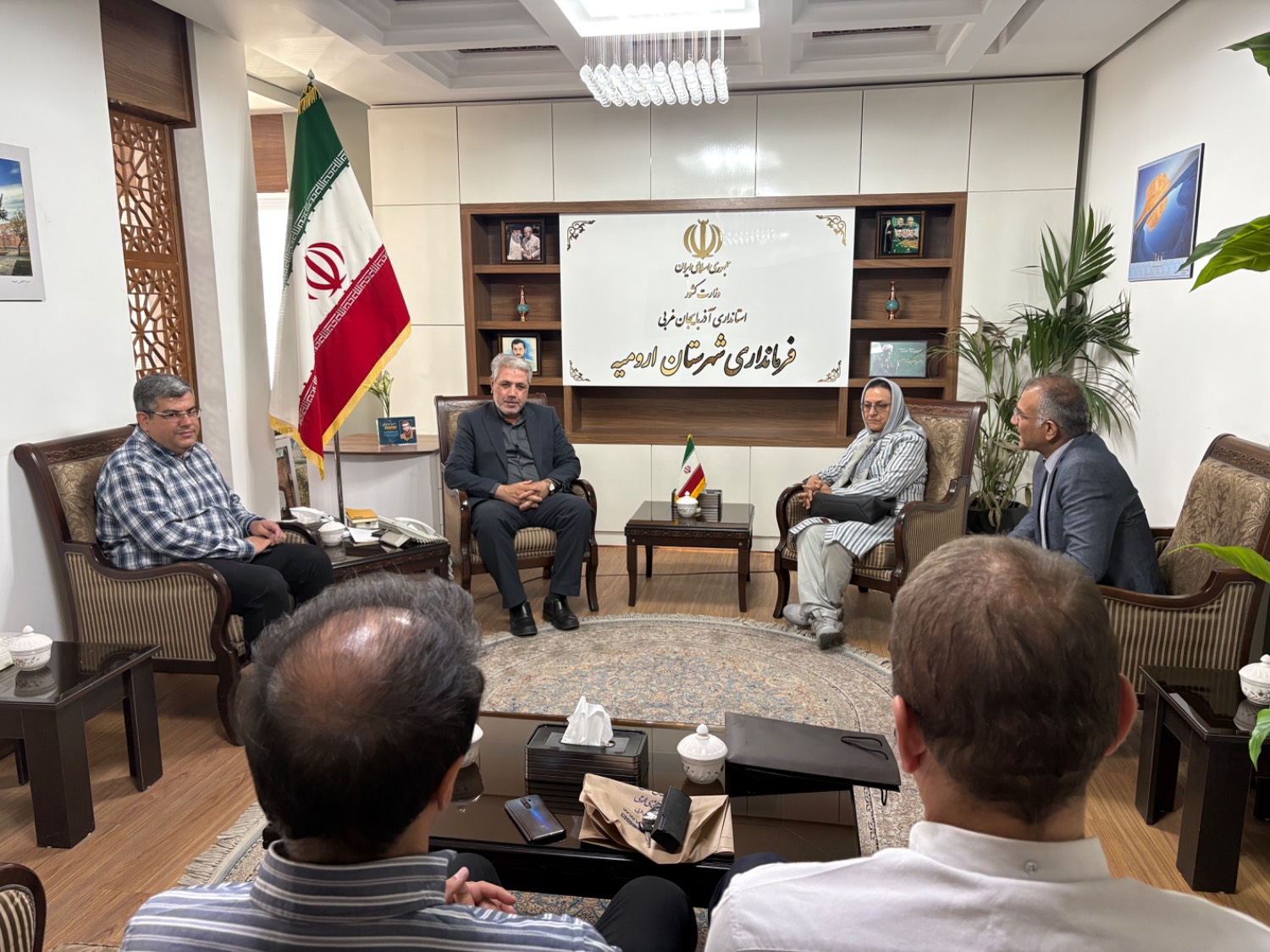 تأکید فرماندار ارومیه بر حمایت از توسعه خدمات درمانی بیماران خاص و سرطانی