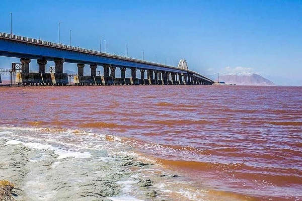 تراز دریاچه ارومیه نیممتر بالاتر از سال گذشته